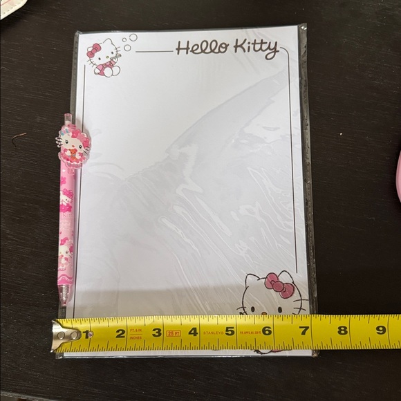 Hello Kitty Writing Bundle - Picture 7 of 11